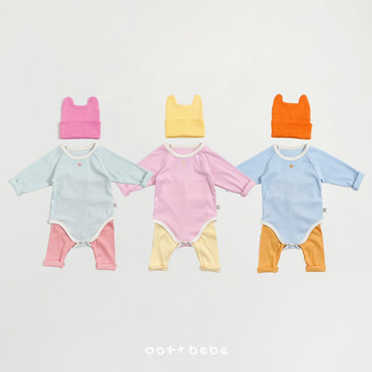 韓國童裝｜春日野餐撞色包屁衣+高腰褲套裝OT04