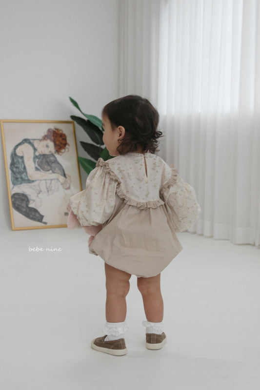 韓國童裝｜荷葉邊拼接連身衣 | 假兩件南瓜褲造型 BN09