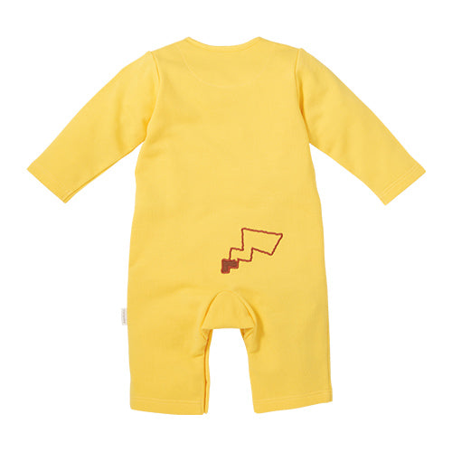 背面全圖: 比卡超嬰兒連身衣背面，臀部位置繡有標誌性閃電尾巴圖案。