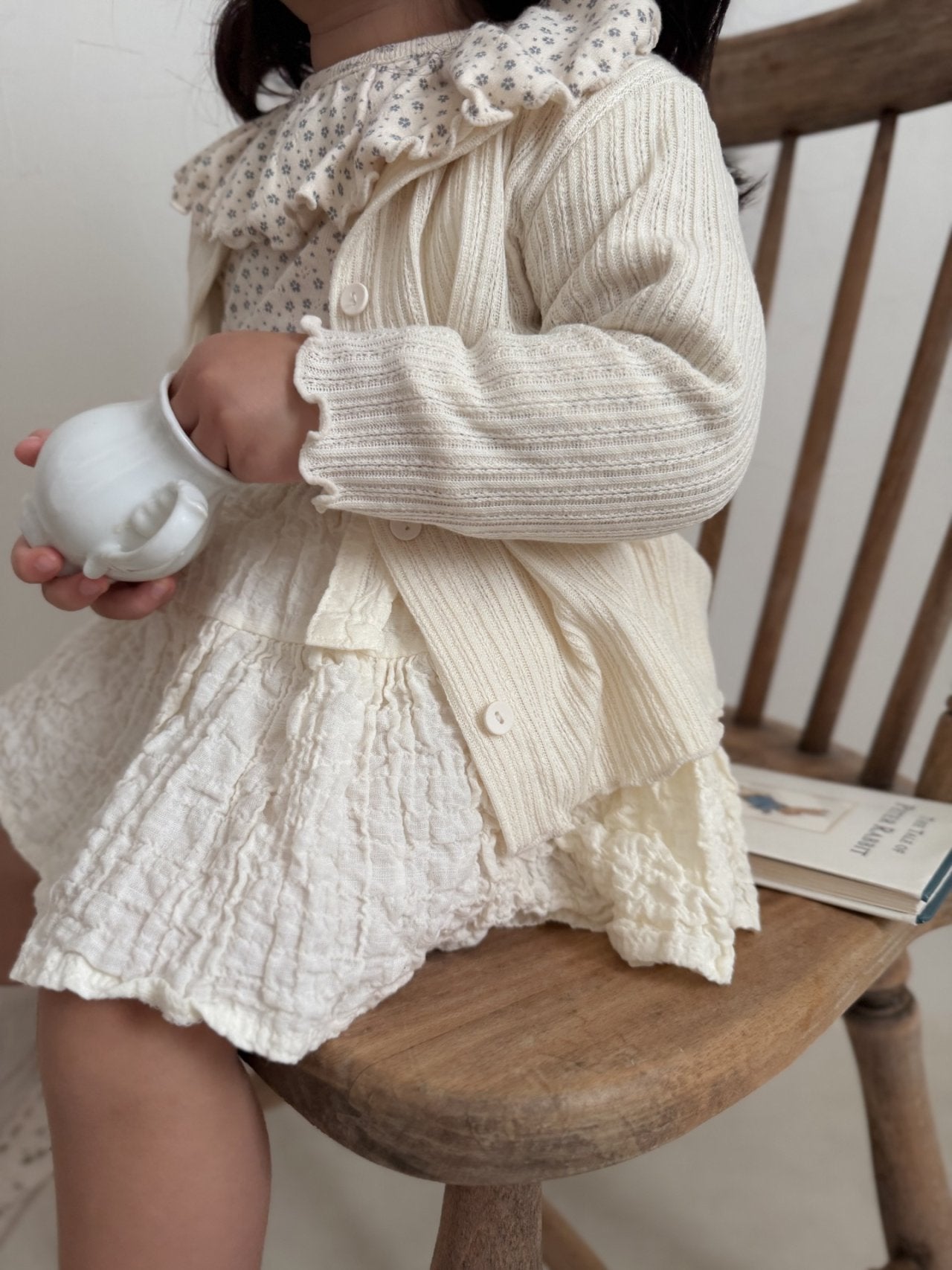 韓國童裝｜木耳邊坑條針織外套 | 寶寶百搭開衫MM18