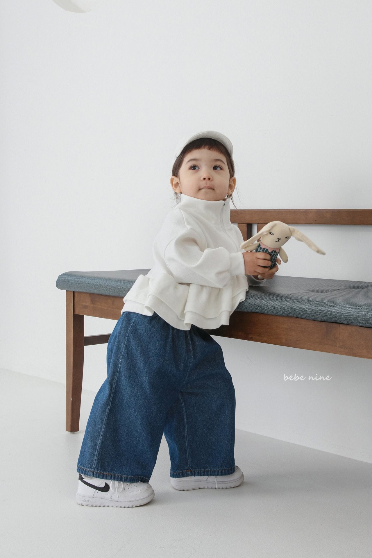 韓國童裝｜Cropped 荷葉邊短版拉鍊外套 BN24